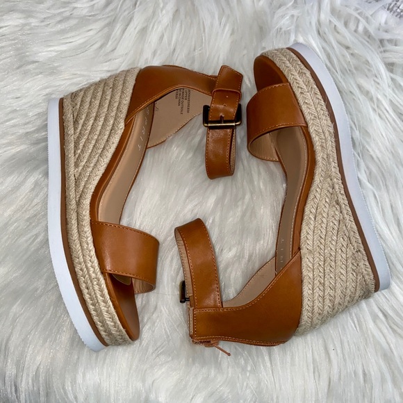 Esprit Shoes - 5/$25💋Offers Welcome! Esprit Rebekah Sandal